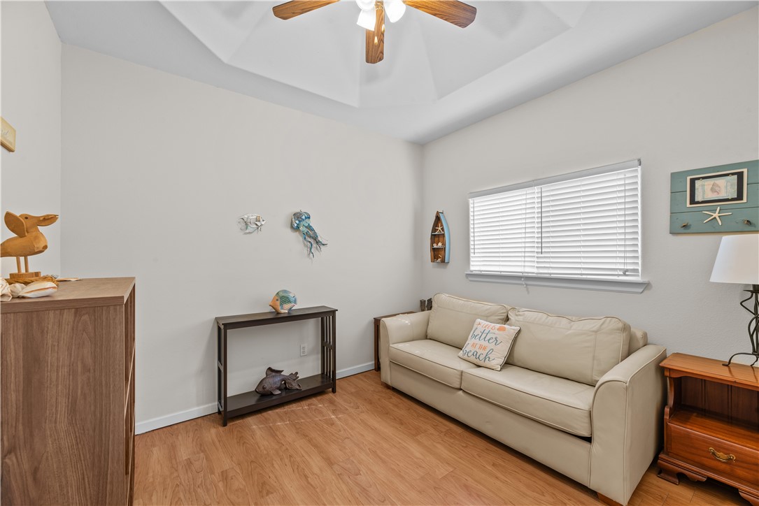 13806 Whitecap Blvd Property Photo 32