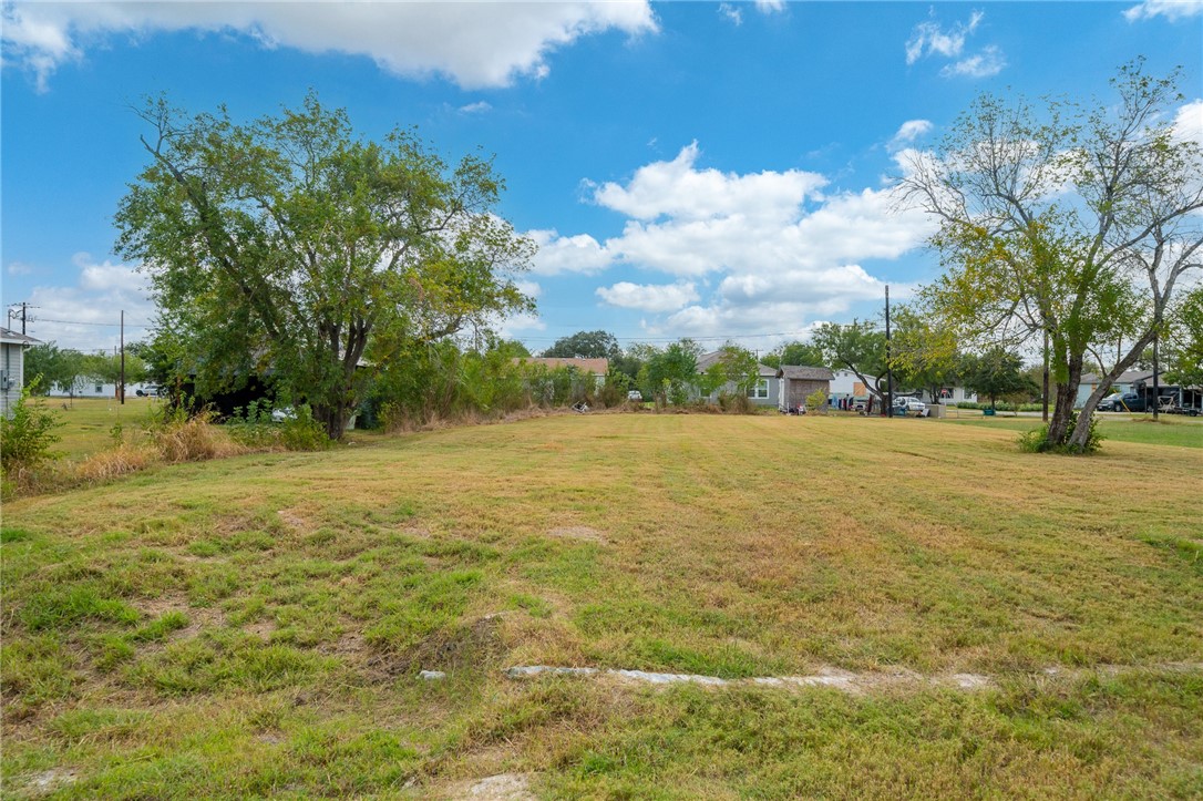 610 Porter St Property Photo 11
