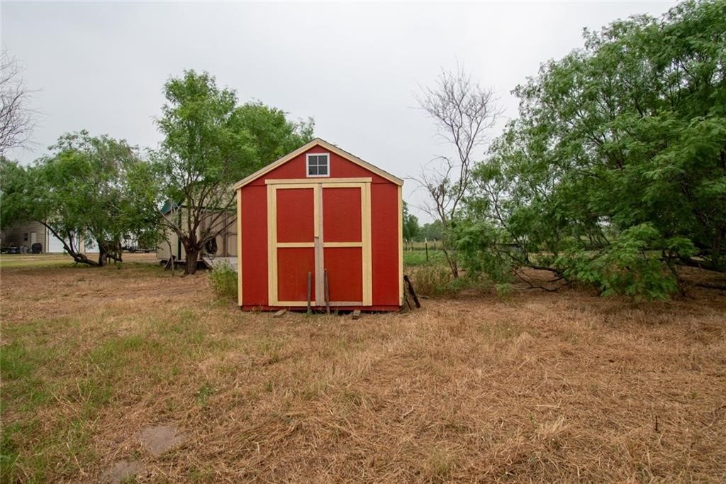 280 Fm 629 Property Photo 30