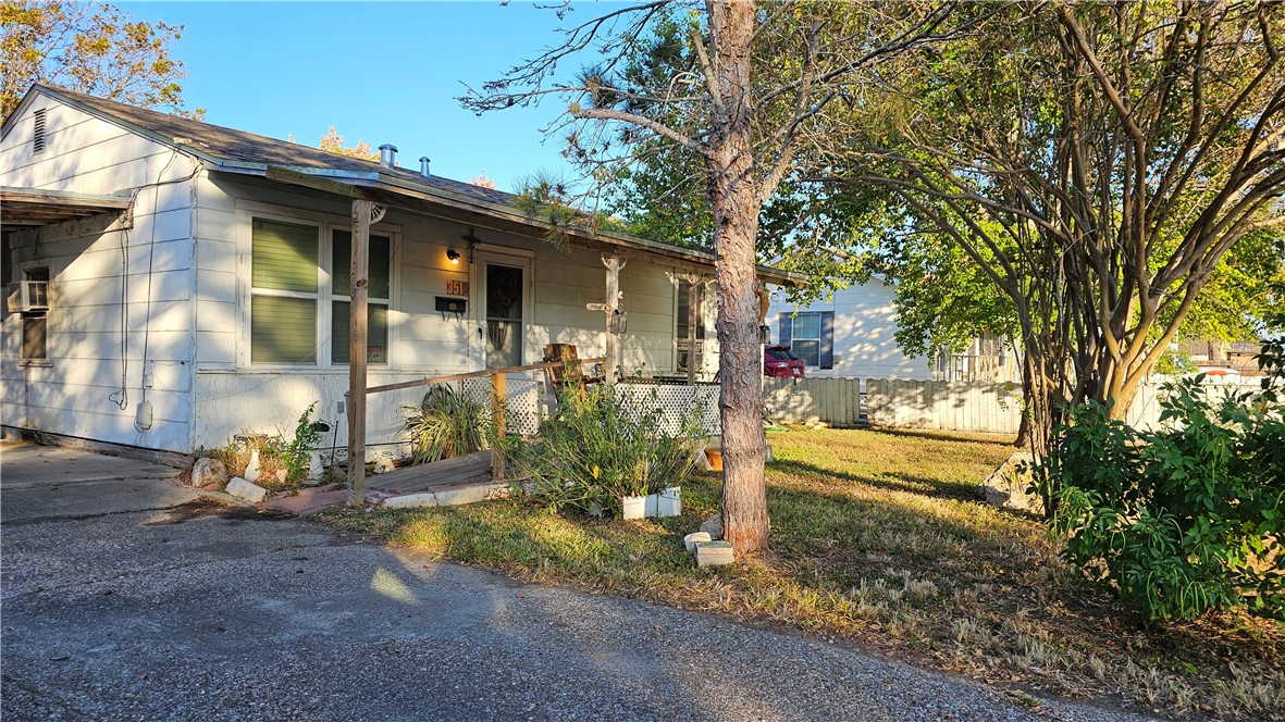 Casa Linda Real Estate Listings Main Image