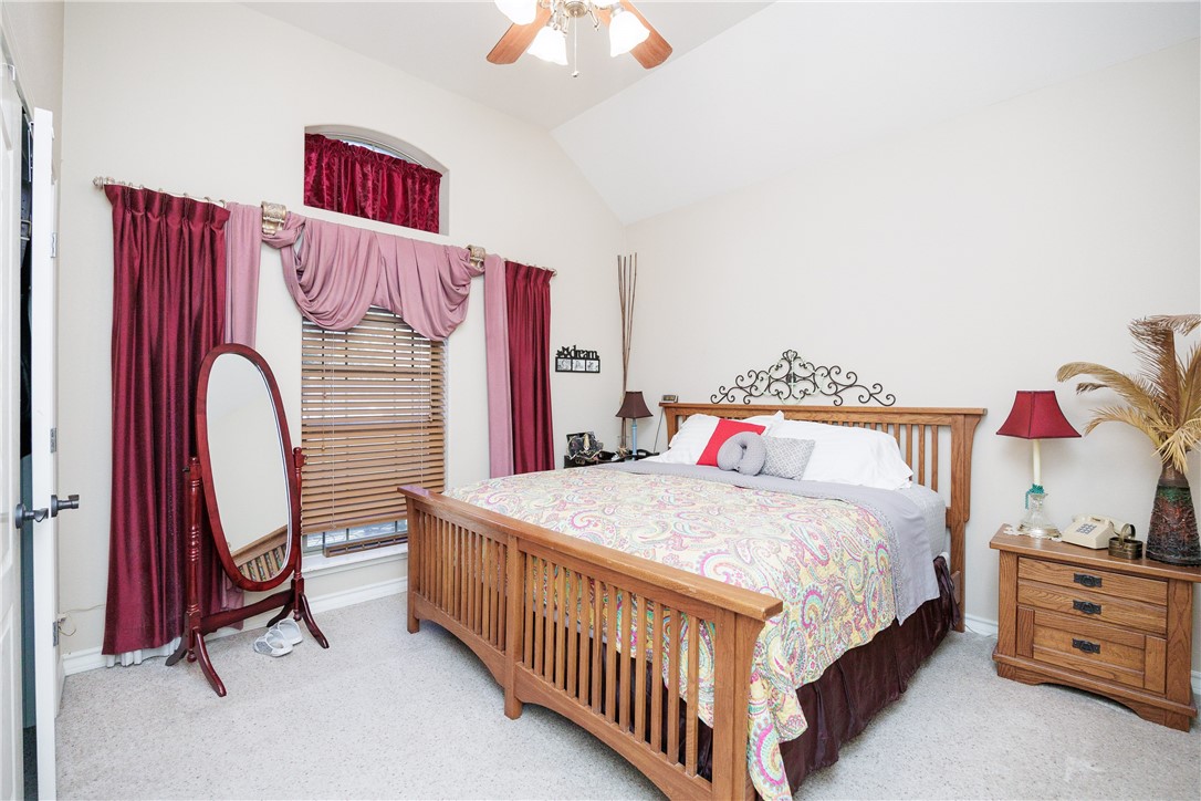 14425 Chantilly Dr Property Photo 16