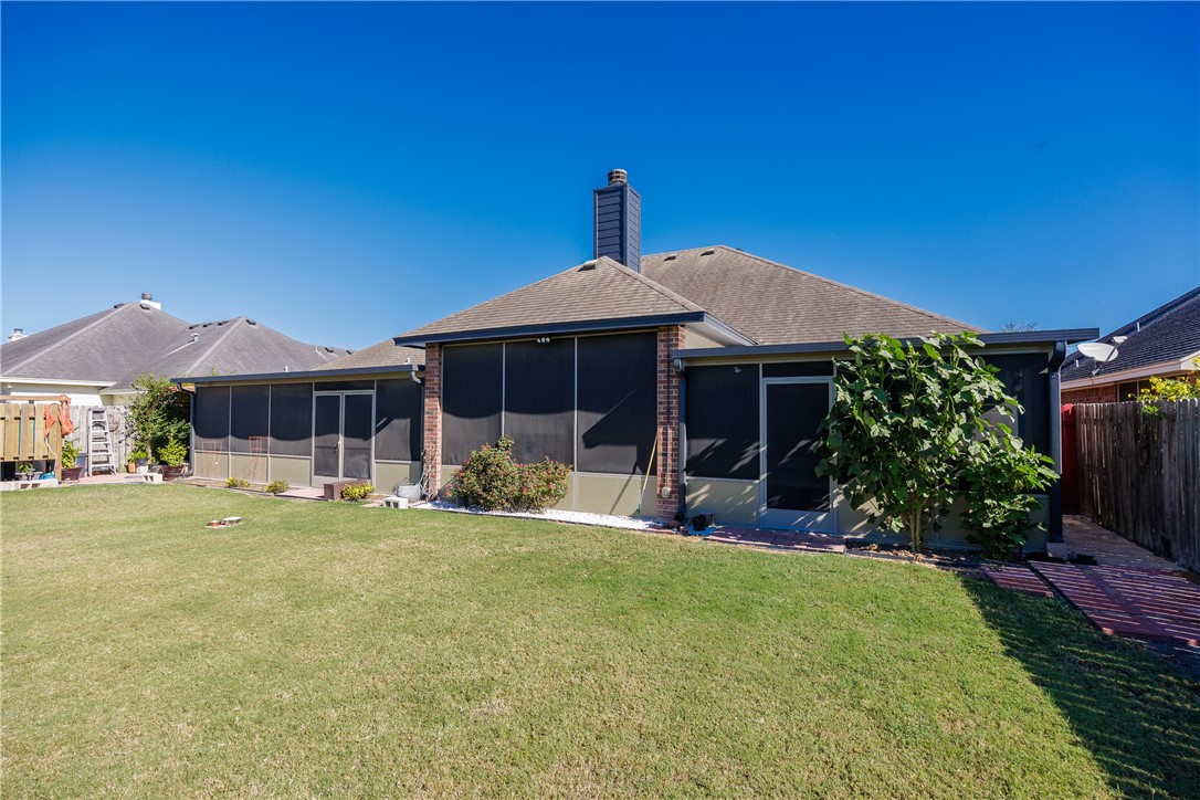 14425 Chantilly Dr Property Photo 30