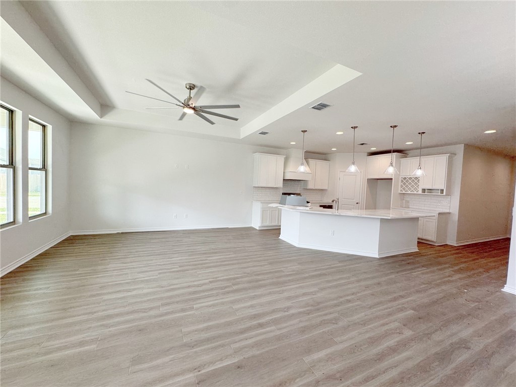 2550 Las Estrellas St Property Photo 6