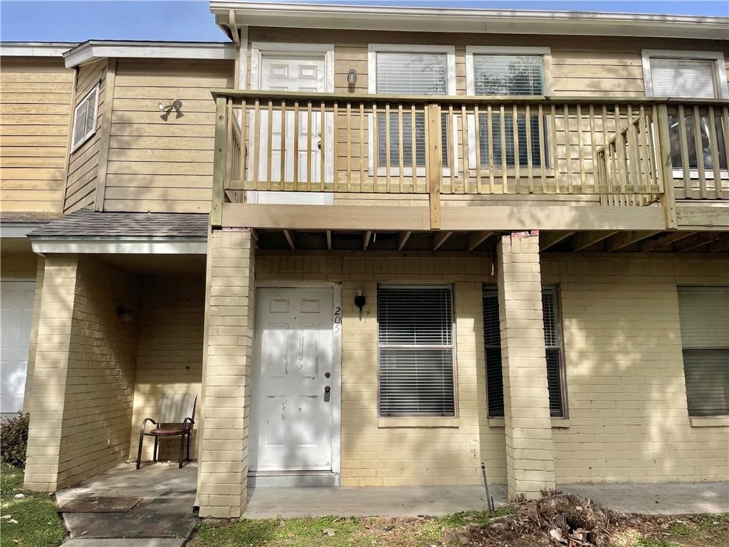 4401 River Valley Dr 205 Property Photo 3