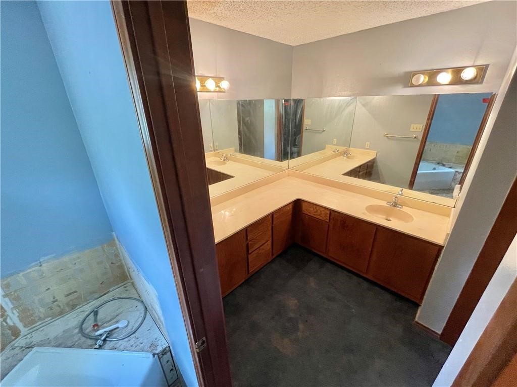 4401 River Valley Dr 205 Property Photo 24