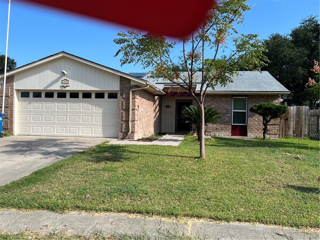 1209 Harbor Village Dr Property Photo 1
