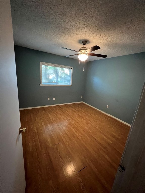1209 Harbor Village Dr Property Photo 10
