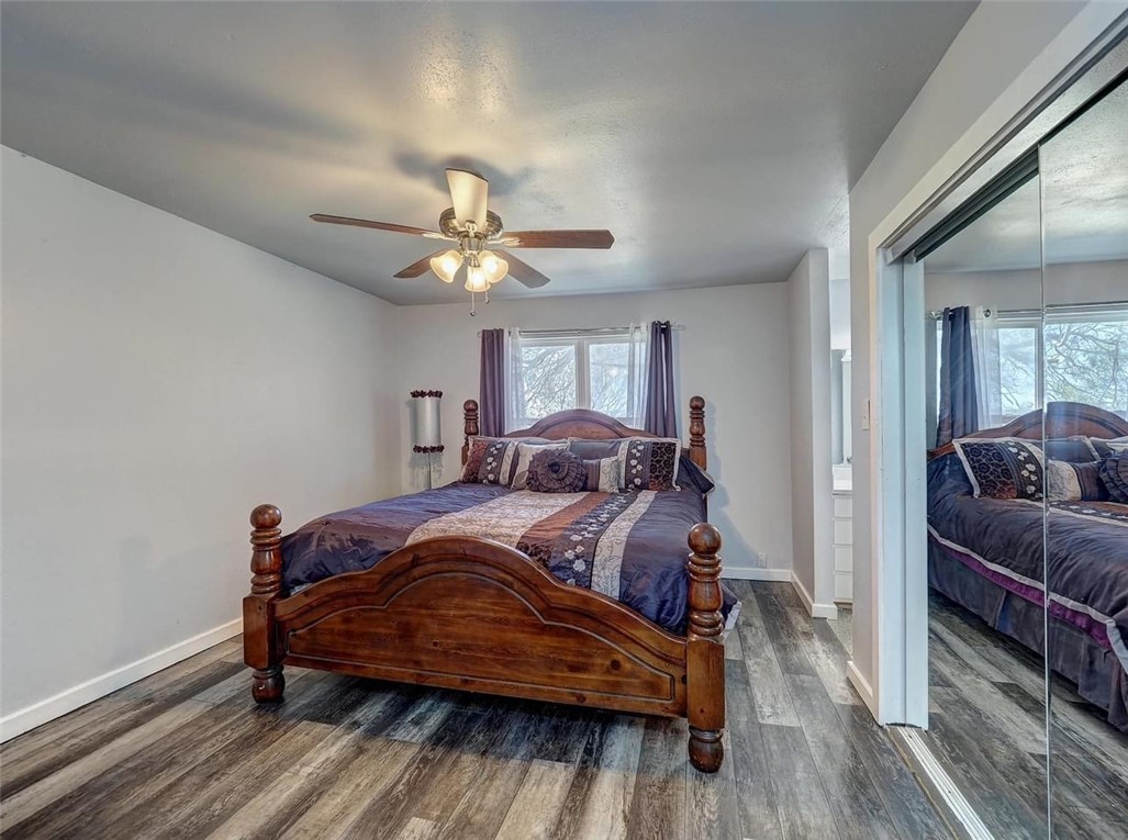1011 Ennis Joslin 224 Property Photo 12