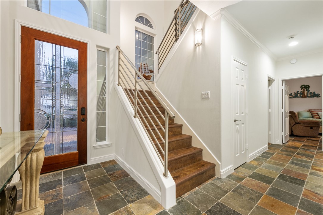10 Kingfisher Property Photo 5