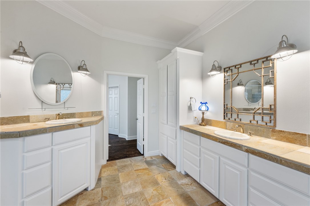 10 Kingfisher Property Photo 23