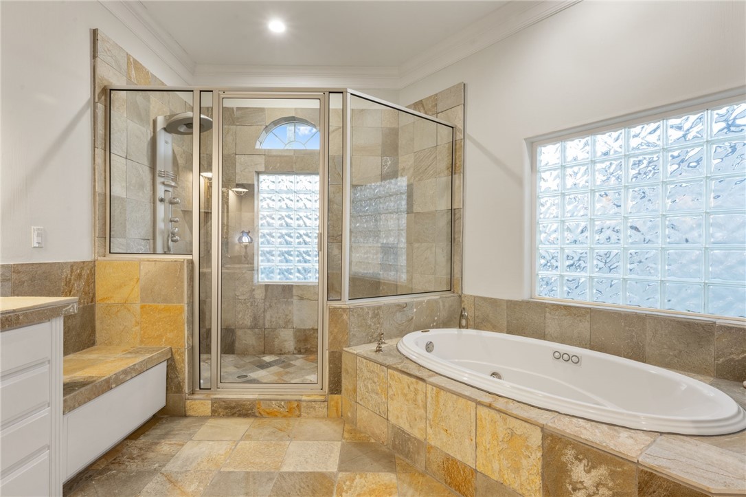 10 Kingfisher Property Photo 24