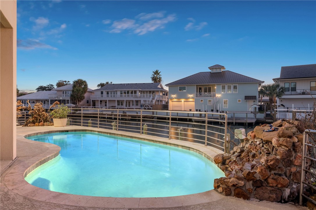 10 Kingfisher Property Photo 36