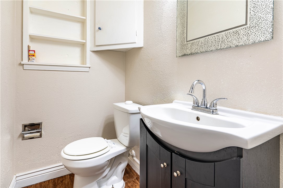 5905 Norvel Dr Property Photo 9