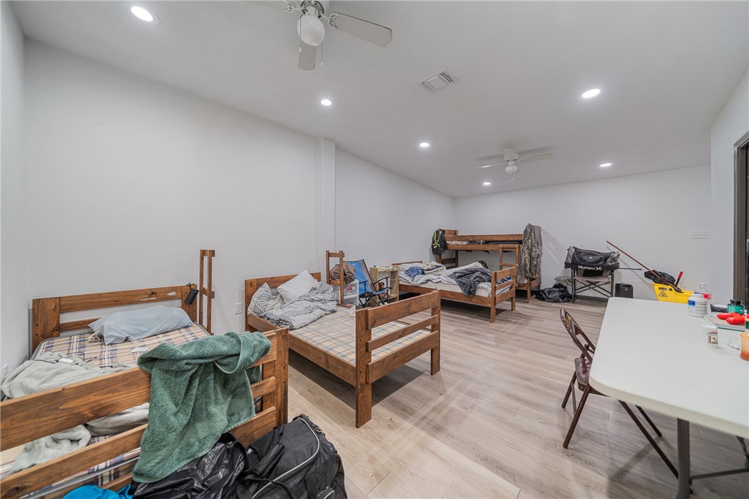 721 Nas Dr Property Photo 16