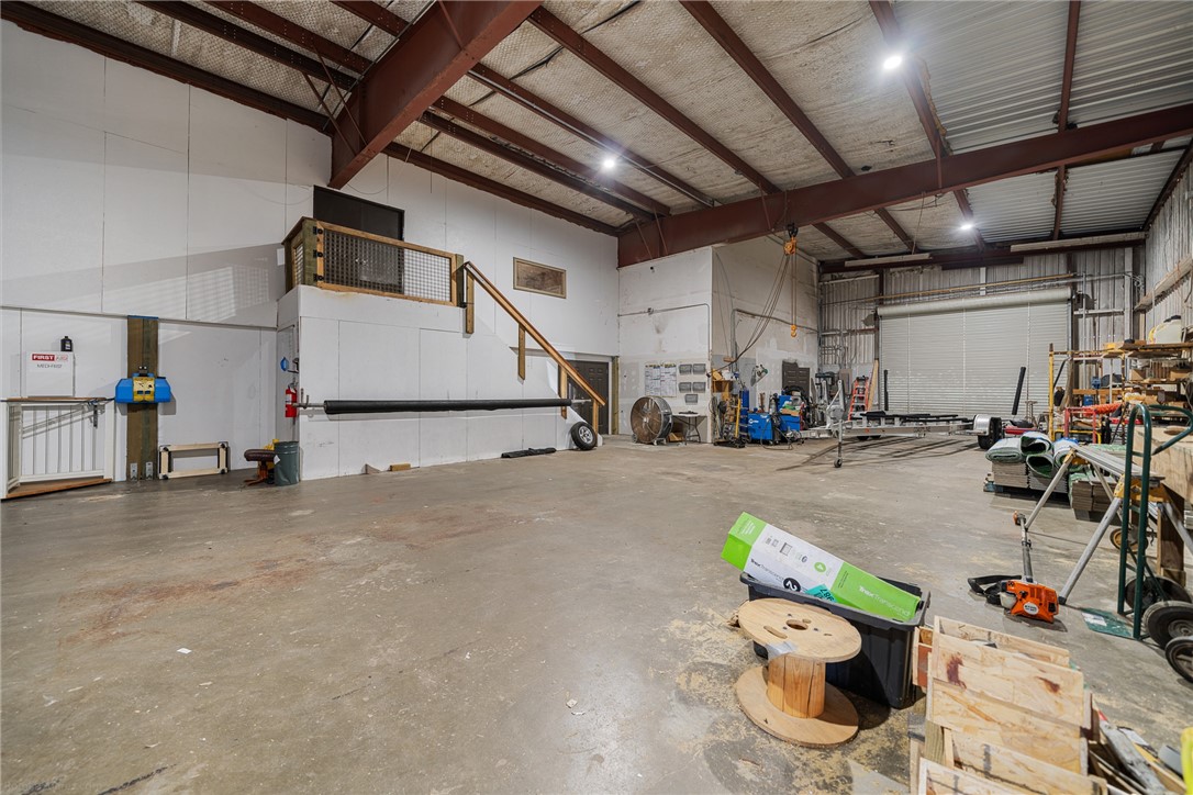 721 Nas Dr Property Photo 21