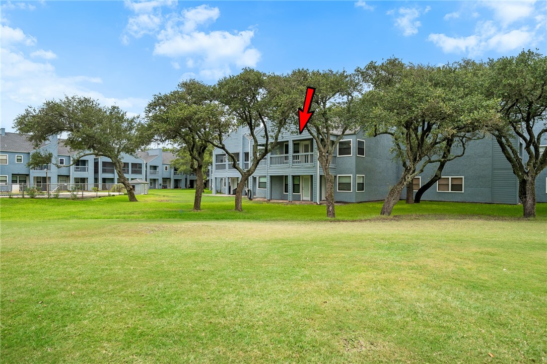 209 Forest 214 Property Photo 6