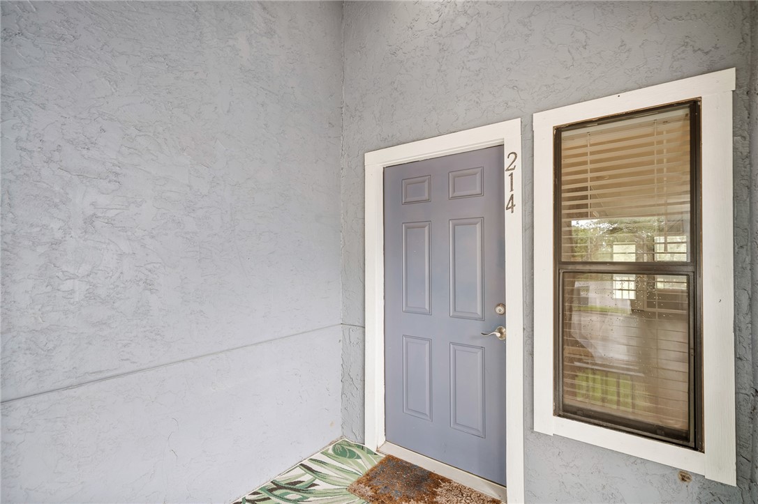 209 Forest 214 Property Photo 10
