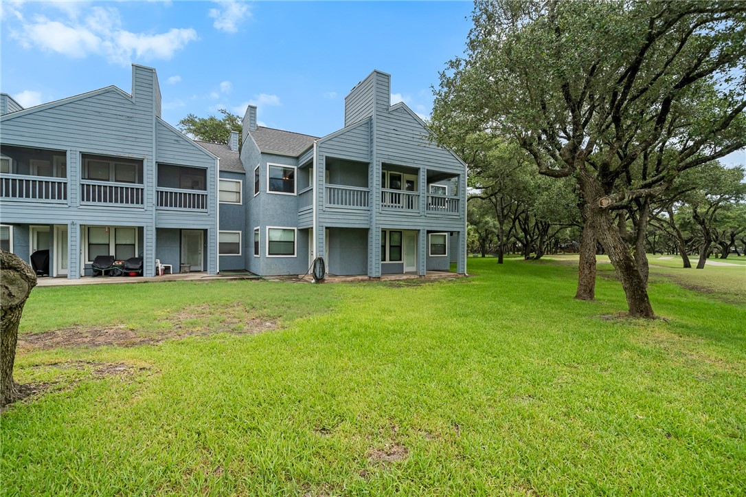 209 Forest 214 Property Photo 38