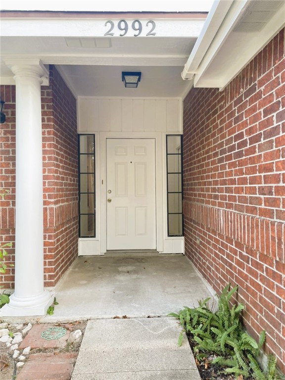 2992 Lakeview Dr E Property Photo 2