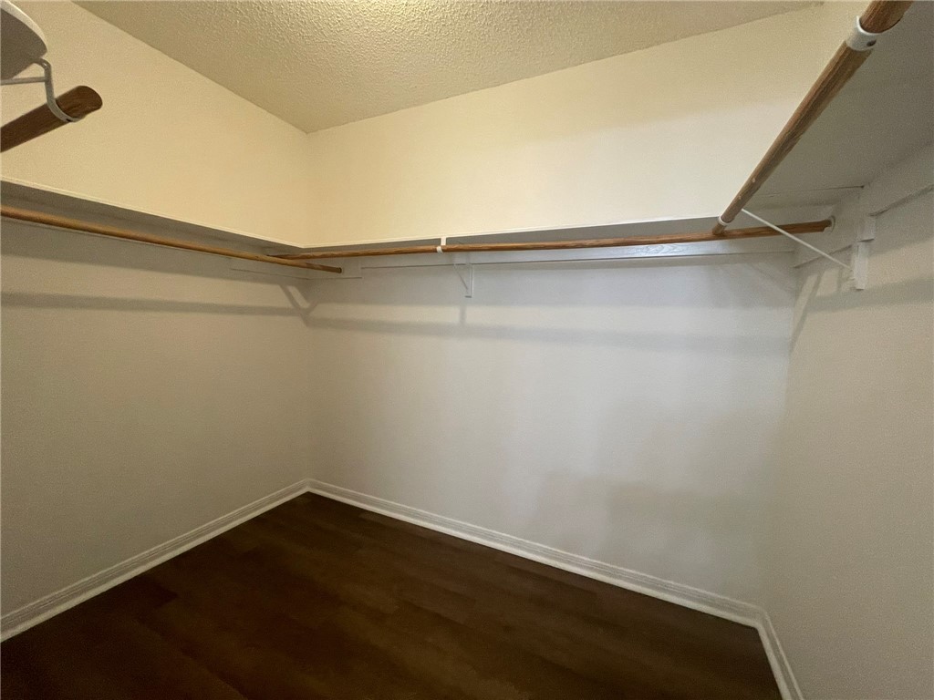 2992 Lakeview Dr E Property Photo 14