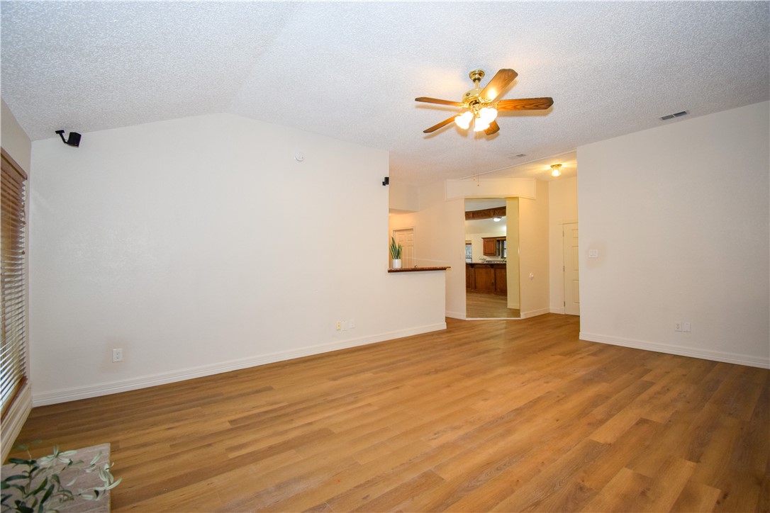 5329 Inverness Dr Property Photo 11