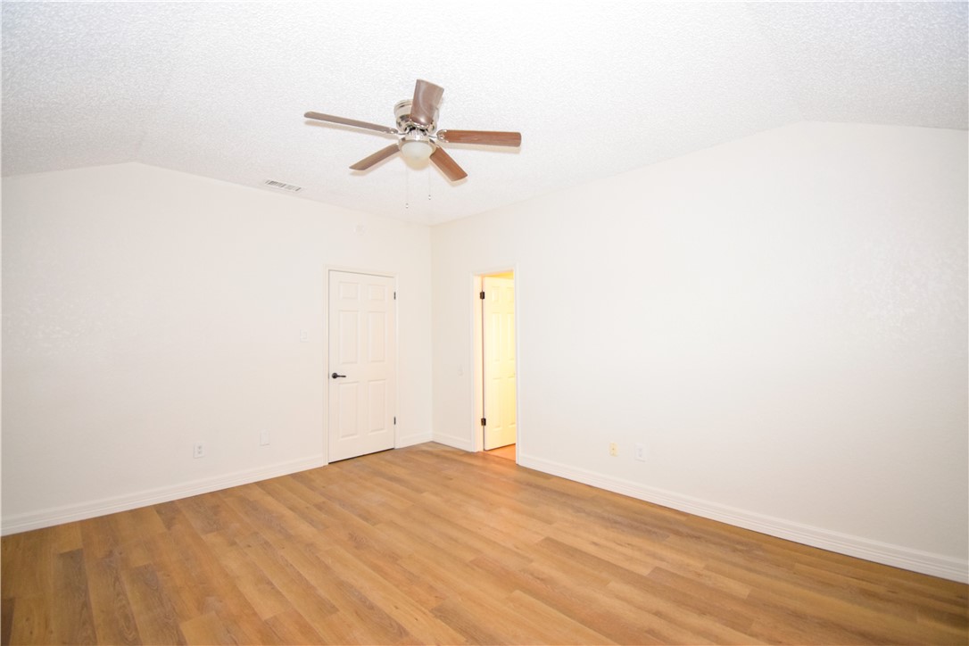 5329 Inverness Dr Property Photo 13
