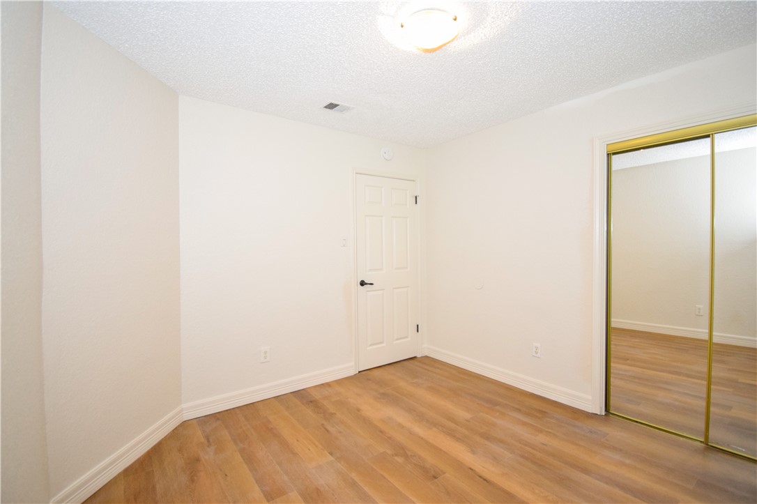 5329 Inverness Dr Property Photo 20