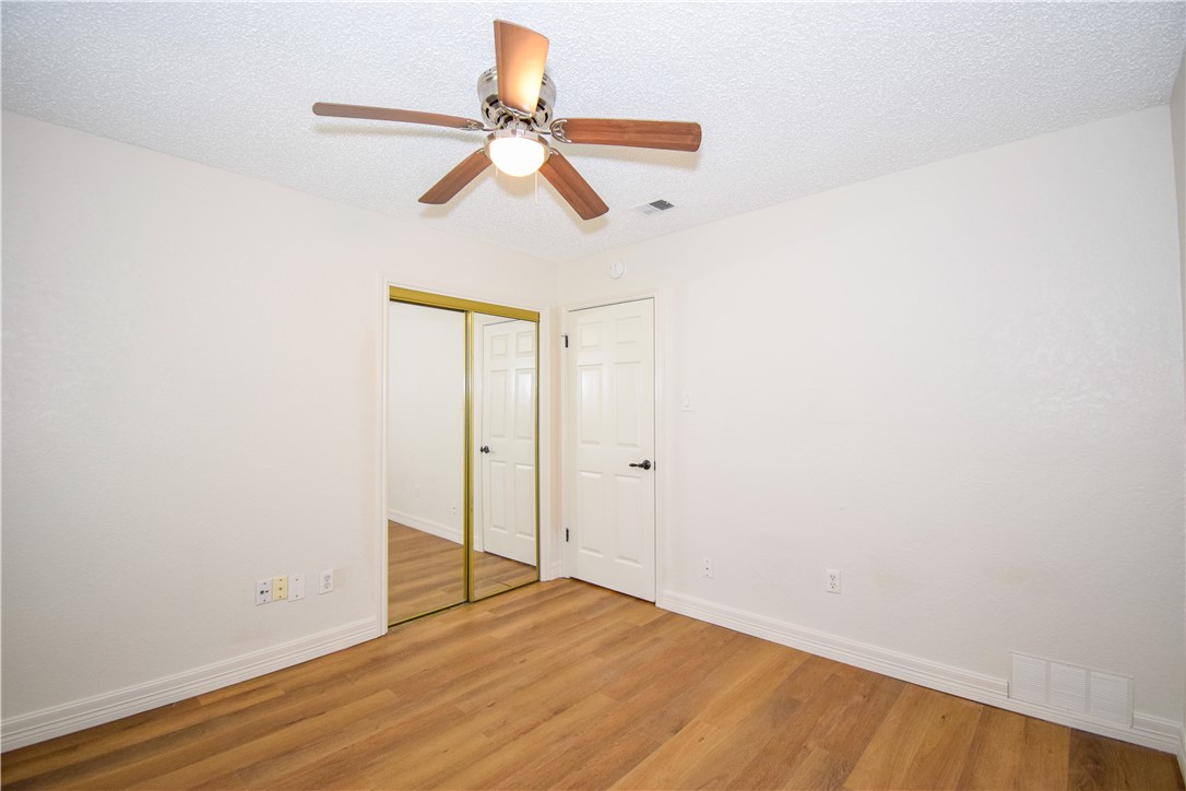 5329 Inverness Dr Property Photo 25