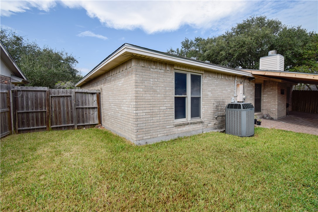 5329 Inverness Dr Property Photo 28