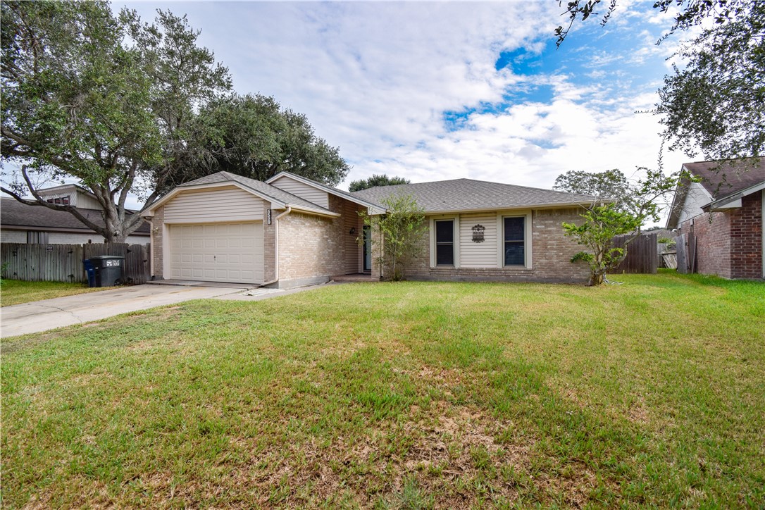 5329 Inverness Dr Property Photo 29