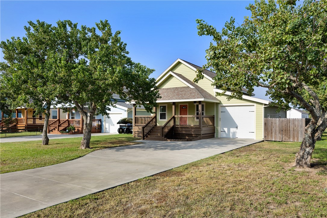 1403 S Young St Property Photo 1
