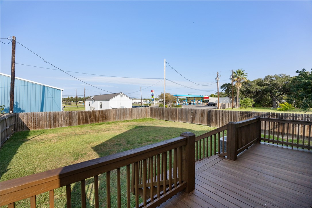 1403 S Young St Property Photo 30