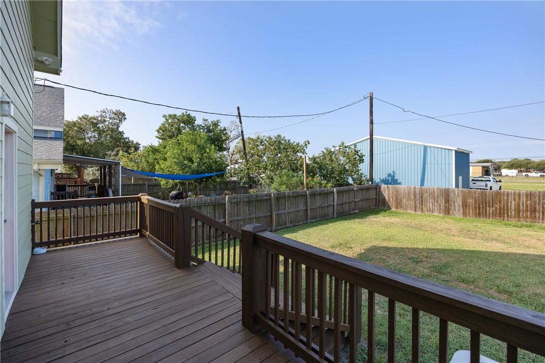 1403 S Young St Property Photo 31