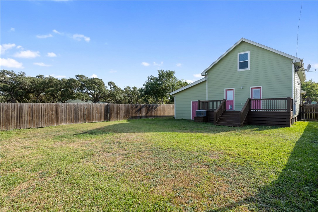 1403 S Young St Property Photo 35