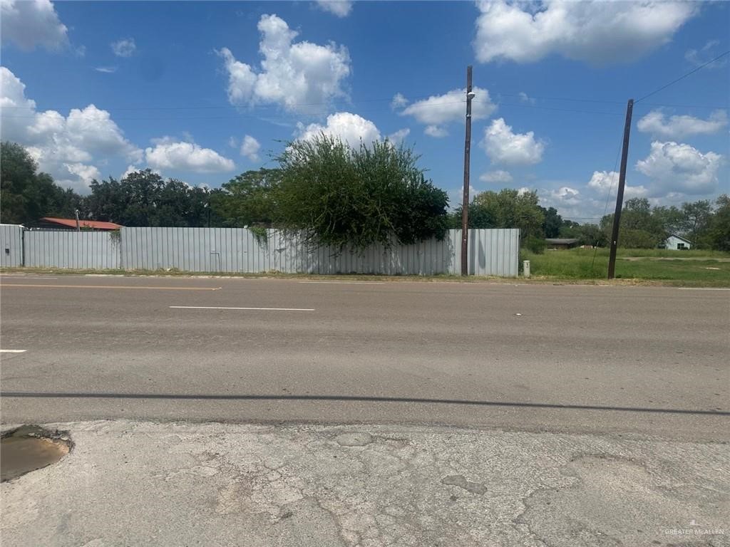 711 E Rice St Property Photo 1