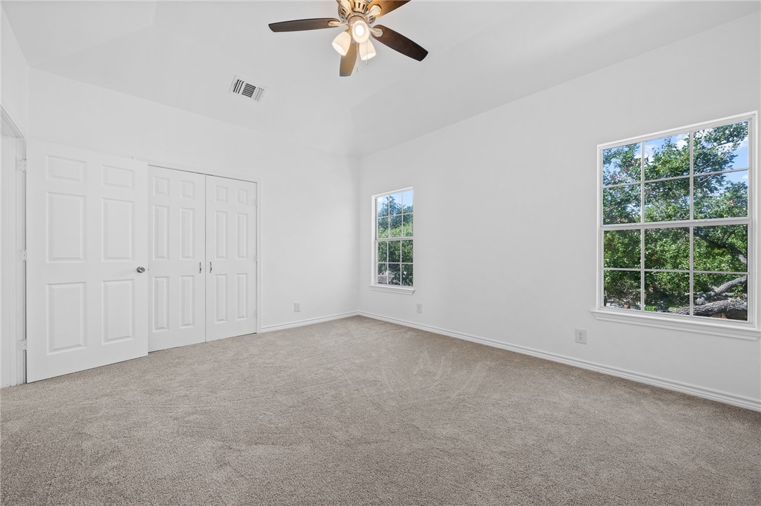 2310 Edgewater Ct Property Photo 26