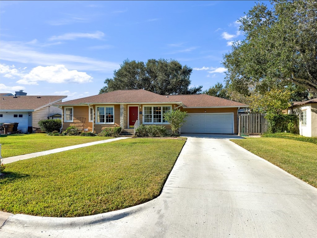 3307 San Antonio St Property Photo 2