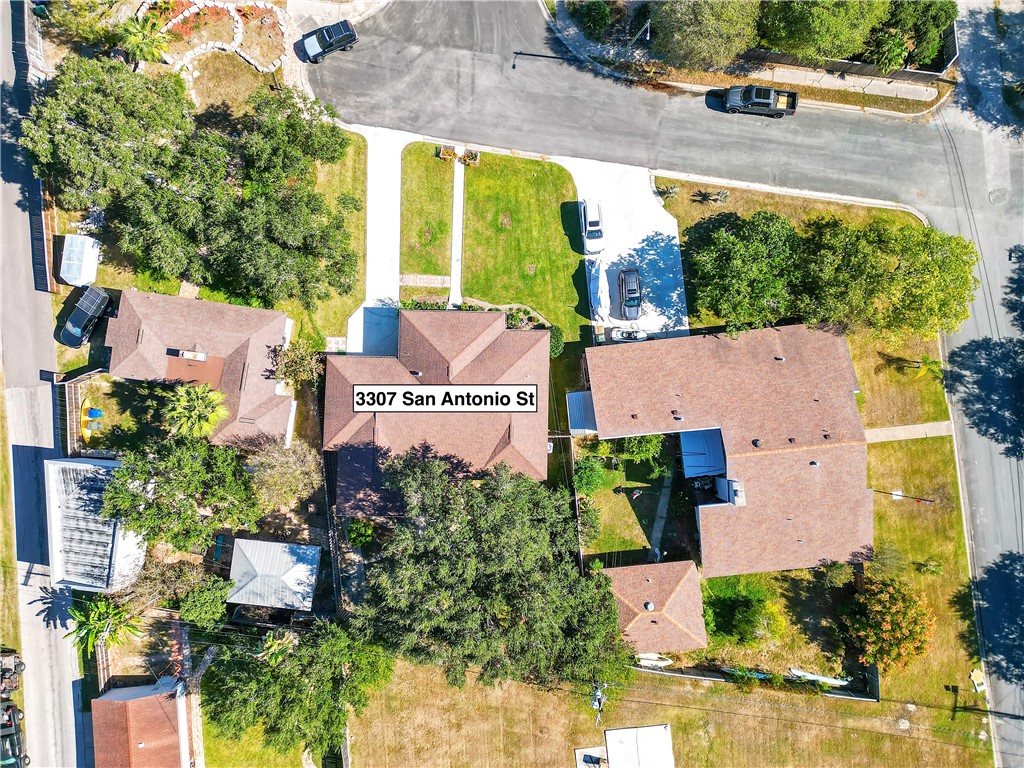 3307 San Antonio St Property Photo 6