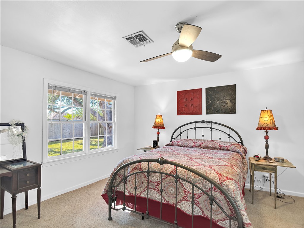 3307 San Antonio St Property Photo 20
