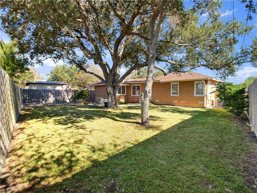 3307 San Antonio St Property Photo 28