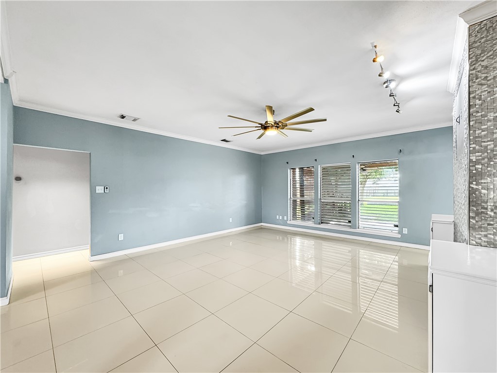 4533 Cedar Pass Dr Property Photo 10
