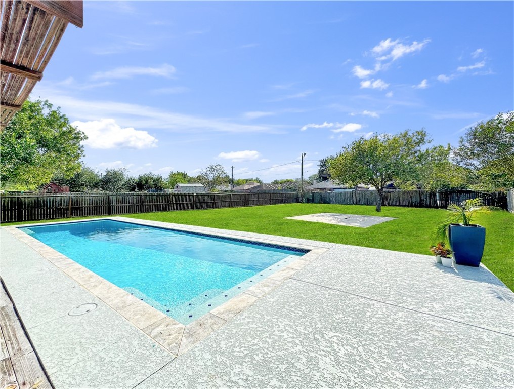 4533 Cedar Pass Dr Property Photo 34