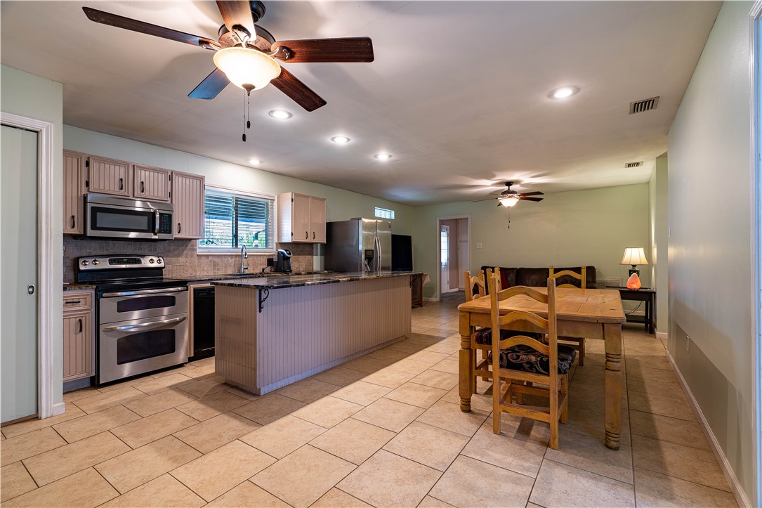 177 Grapevine Dr Property Photo 14