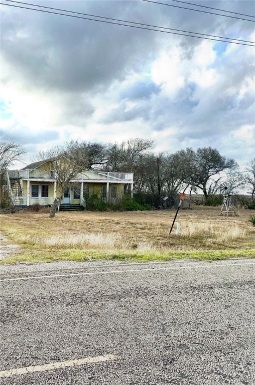 9341 Fm 796 Property Photo 2