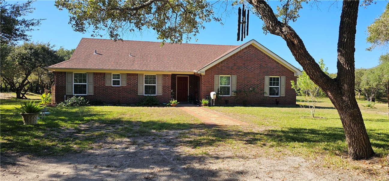 1003 W Rhodes Ave Property Photo