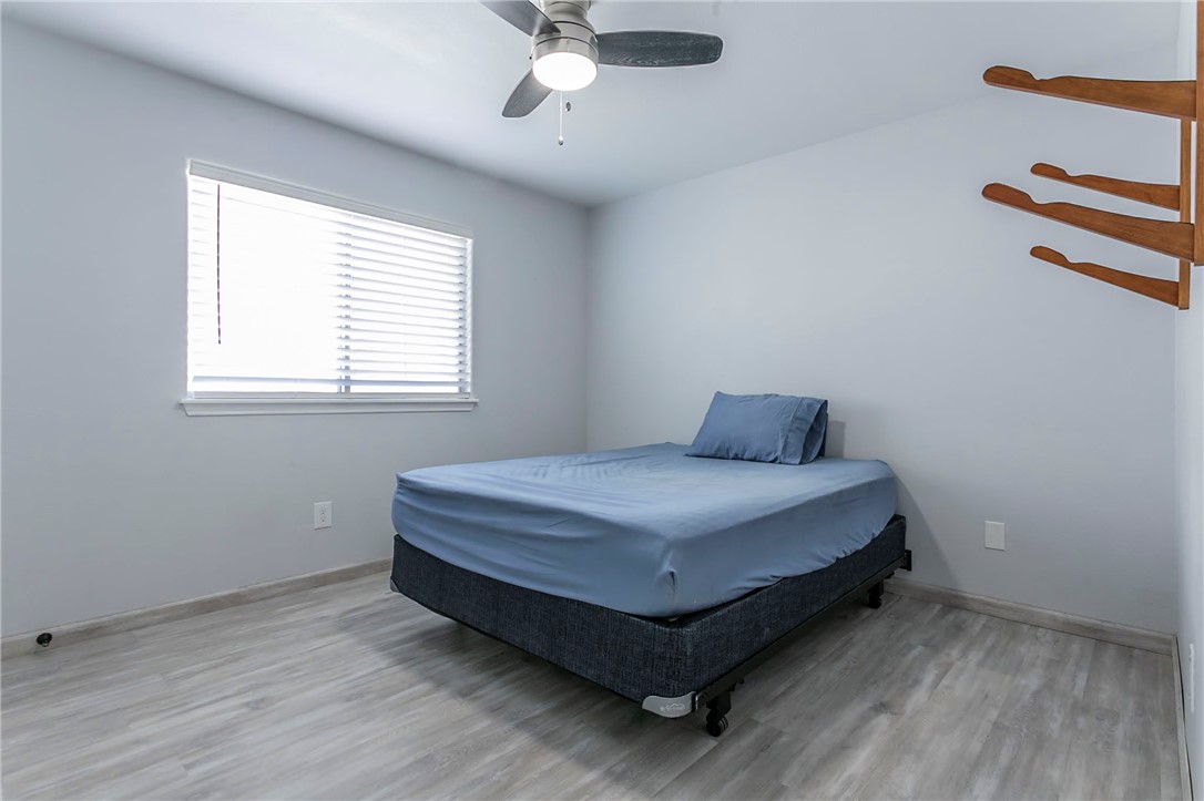 13829 Suntan Ave Property Photo 12