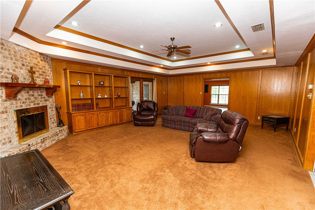 4713 Meadowlark Lane Property Photo 11
