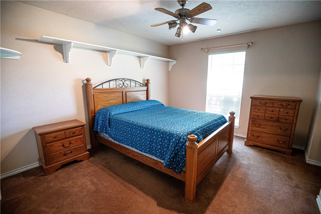 4713 Meadowlark Lane Property Photo 13