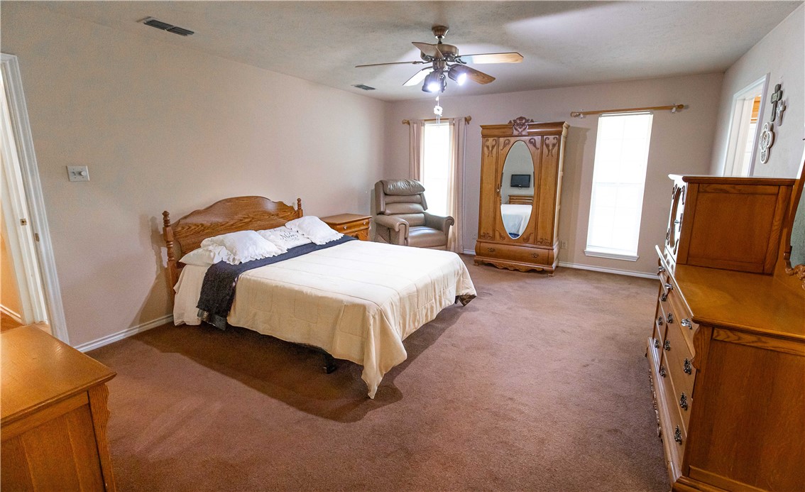 4713 Meadowlark Lane Property Photo 18
