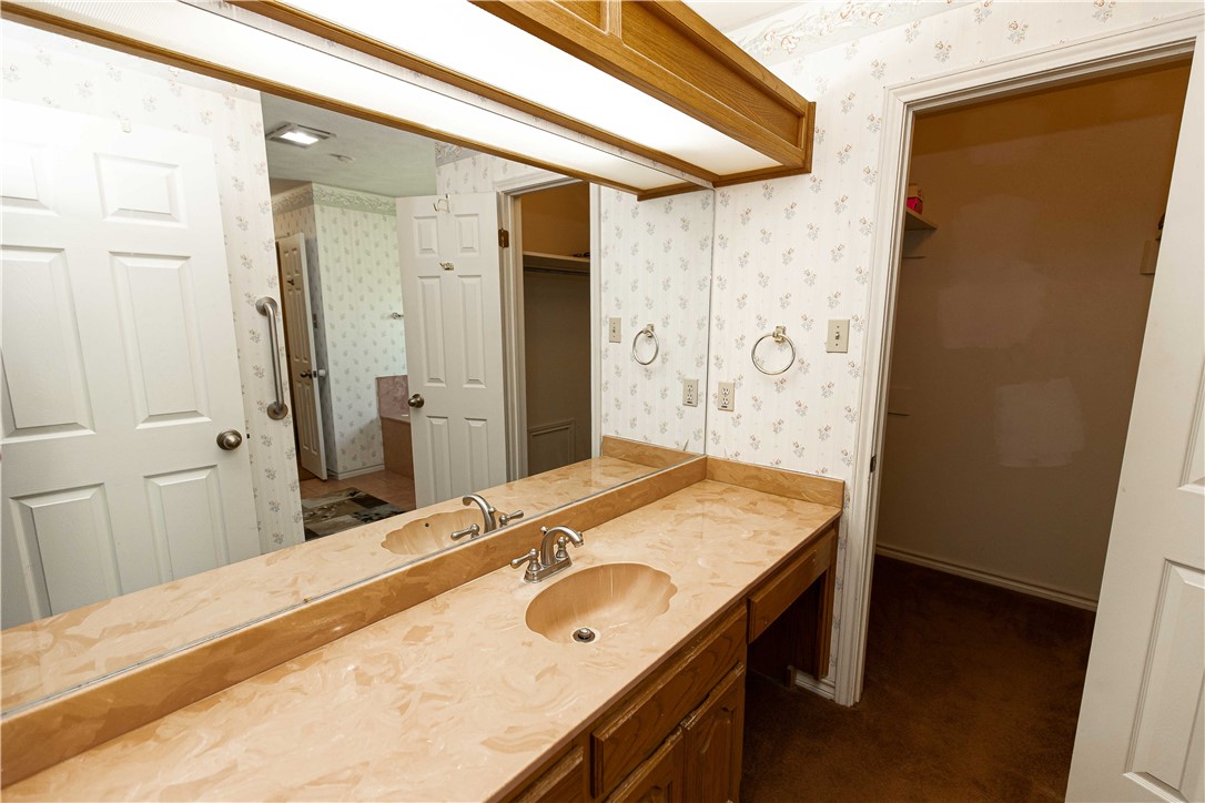 4713 Meadowlark Lane Property Photo 25